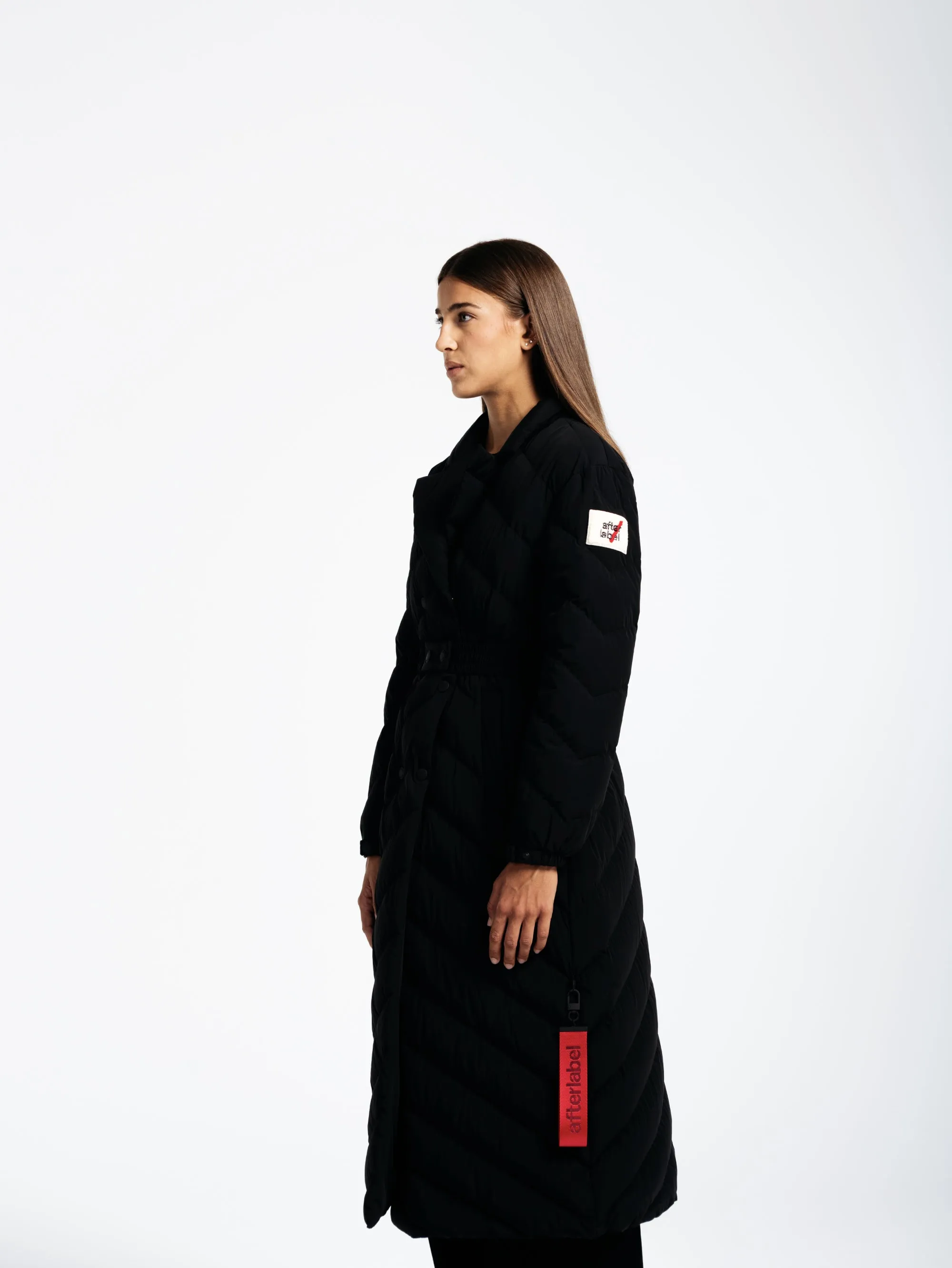 Piumino Lungo con Cintura in Nylon Opaco Nero